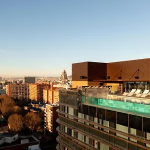 https://labtwentytwo-barcelona-a-tribute-portfolio-hotel.catalonia-hotels.com