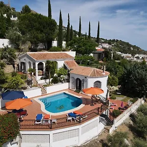 https://villa-andalucia-competa.1costadelsol.com