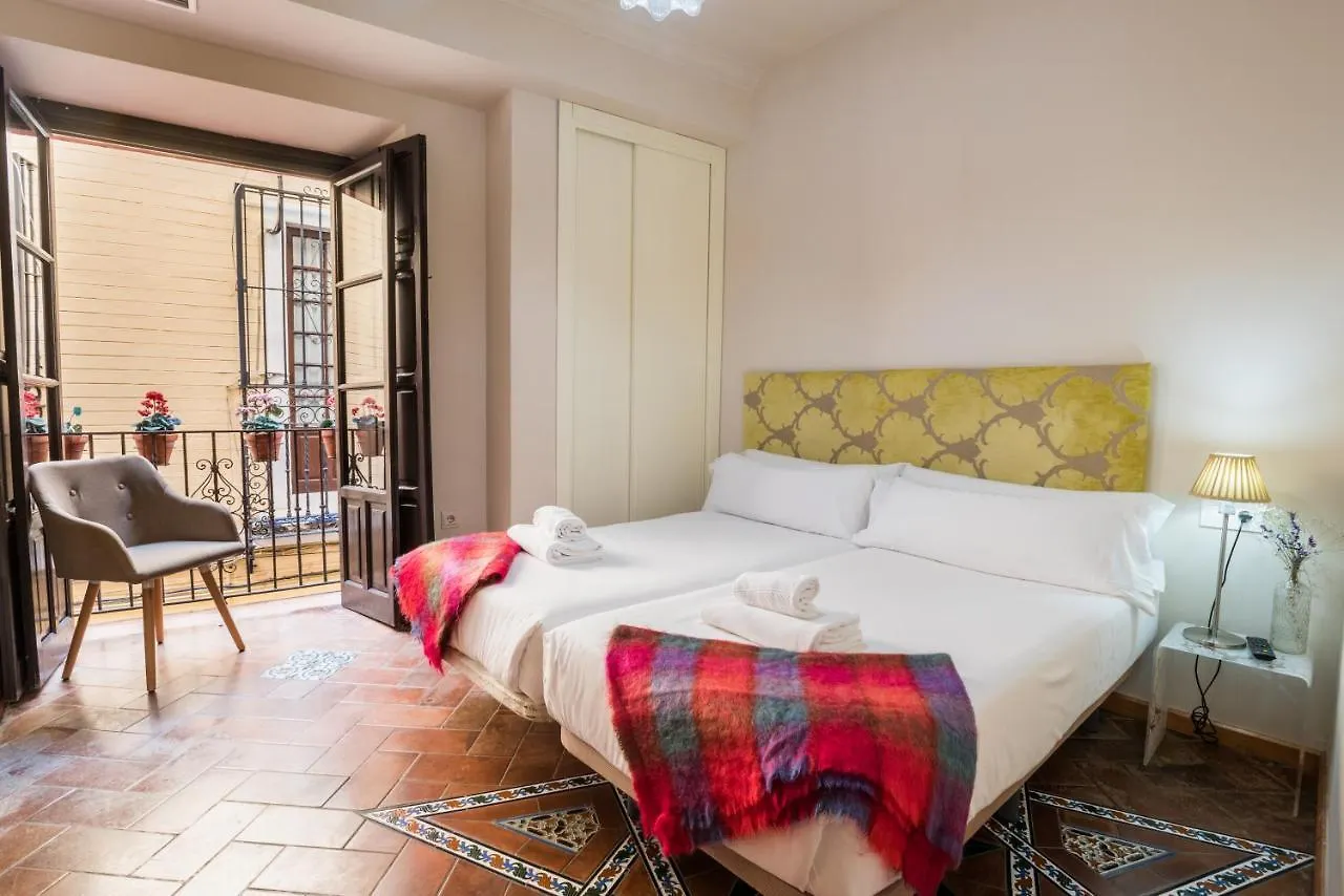 Nuea Casa17 Hotel Seville 0*,